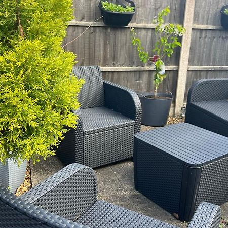 Double Room In Great Barr Near M5 - M6 - Parking - Tv Bed-Garden Birmingham Exterior foto