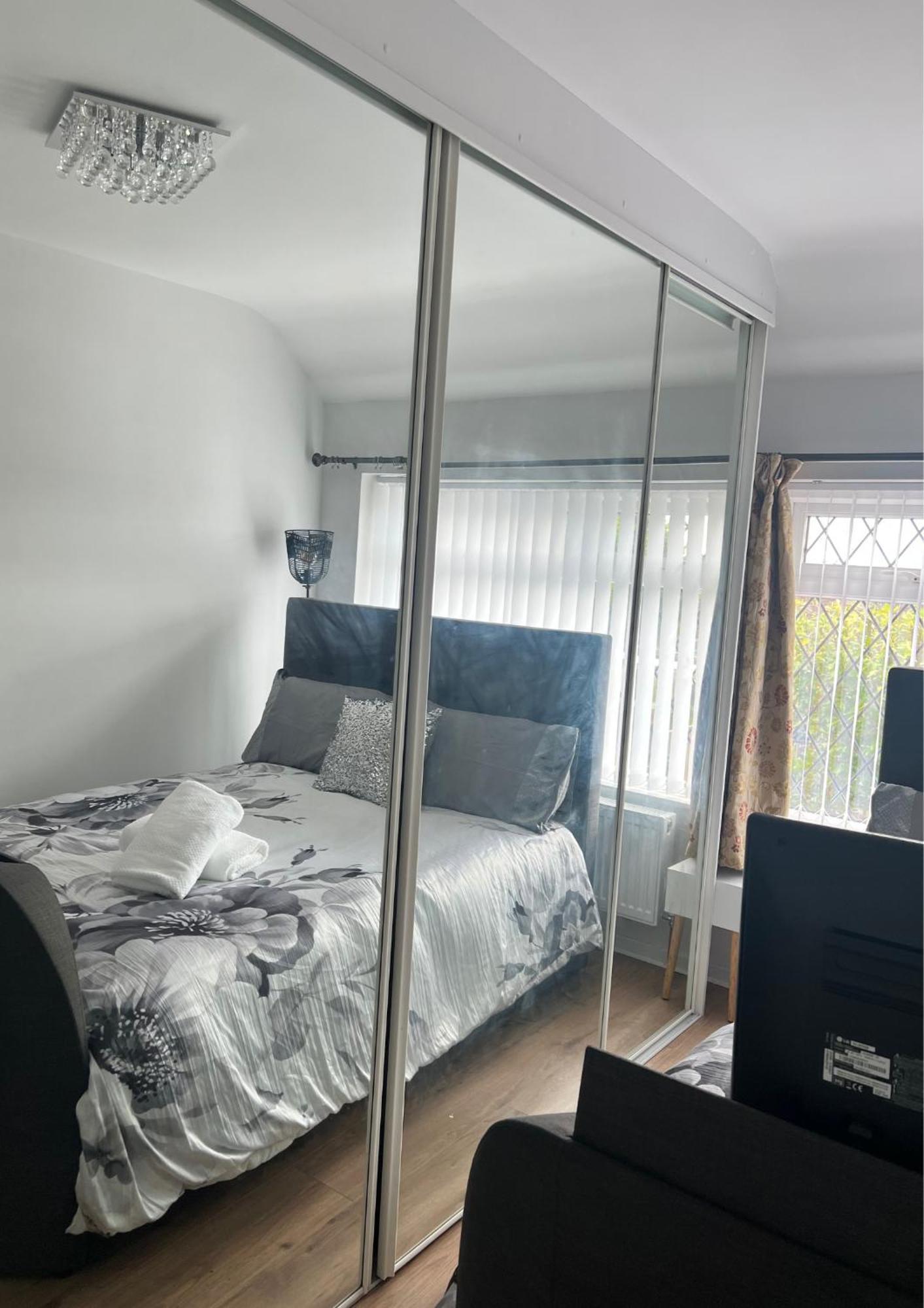 Double Room In Great Barr Near M5 - M6 - Parking - Tv Bed-Garden Birmingham Exterior foto